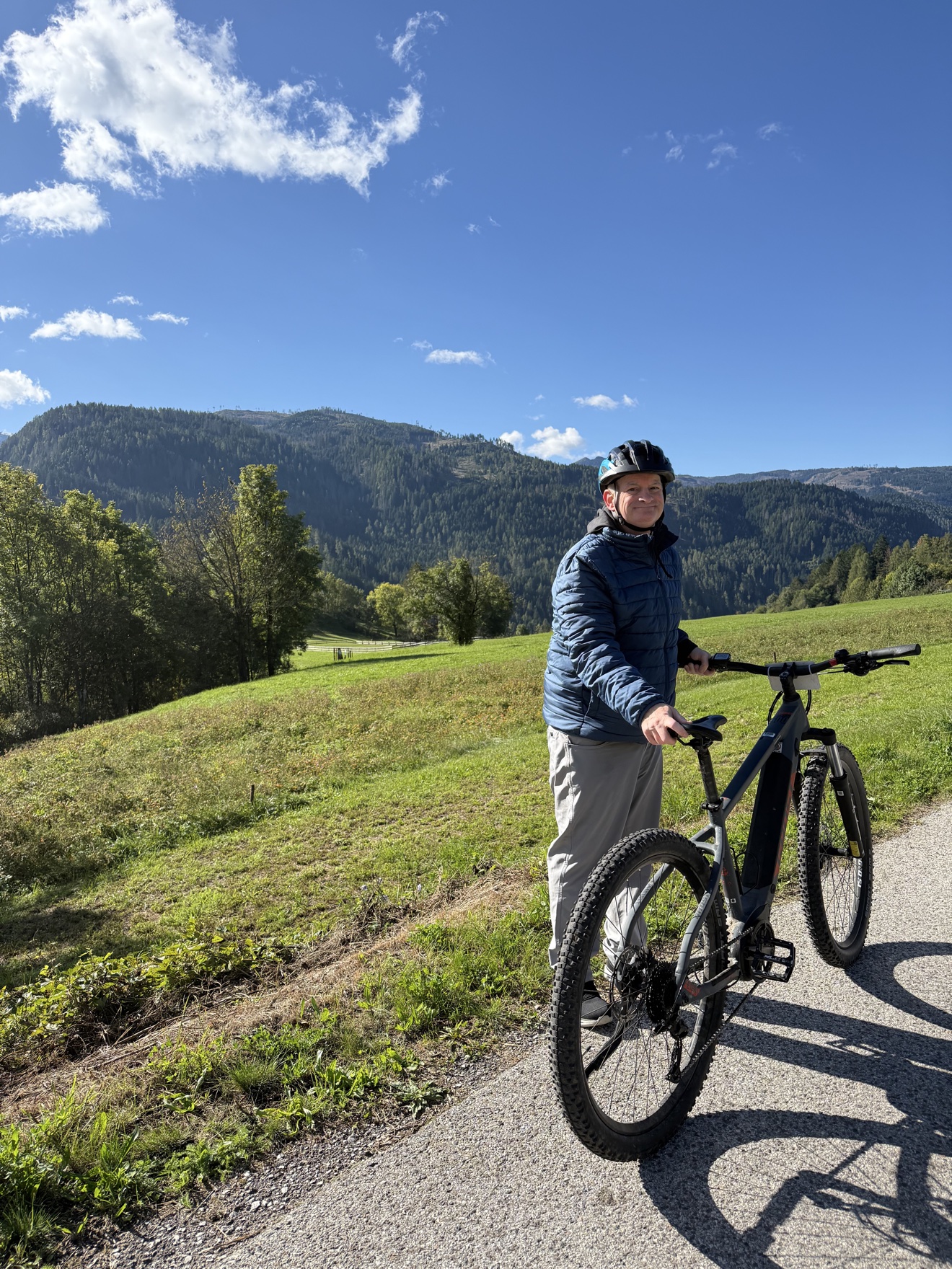E-biking through the valleys