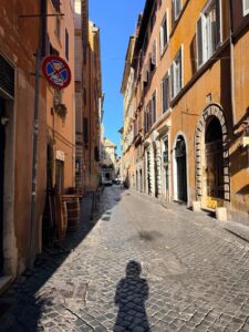 A quiet Roman street