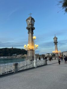 La Concha promenade, San Sebastián at dusk